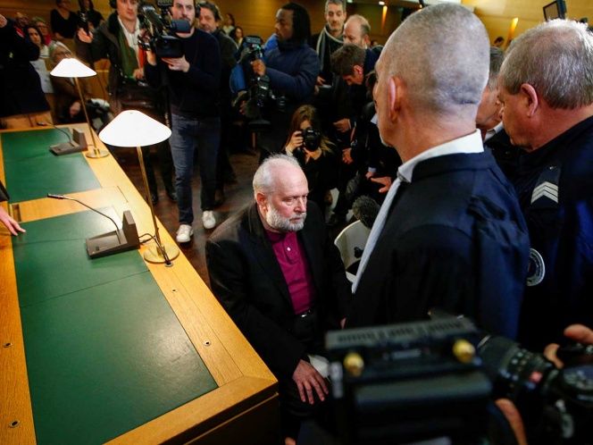 Dan 5 años de cárcel a sacerdote pederasta en Francia
