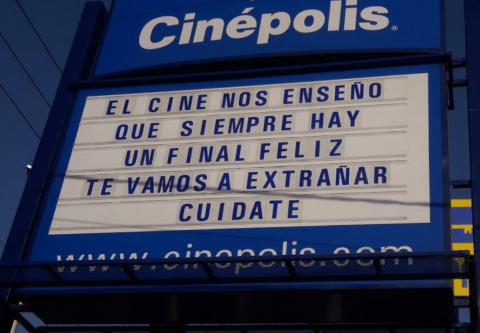 Cinépolis pone en marquesinas conmovedor mensaje a clientes
