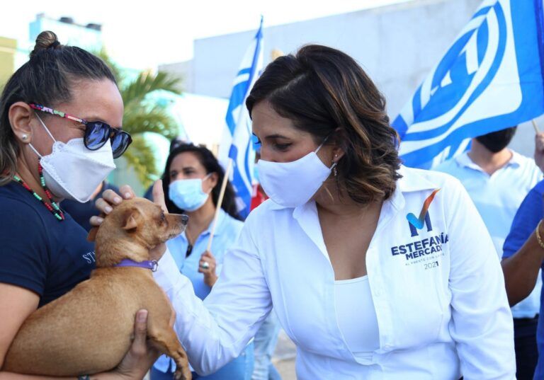 Estefanía Mercado representa un proyecto ciudadano y de las mujeres emprendedoras