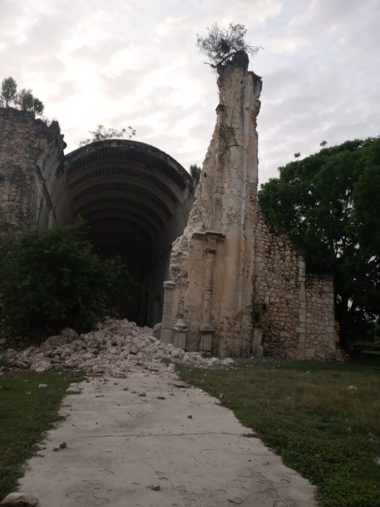 Colapsa emblemática iglesia en Zona Maya de Quintana Roo
