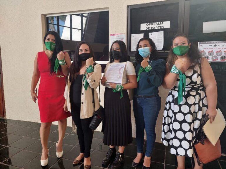 Retoman grupos feministas lucha para la despenalización del aborto en Quintana Roo