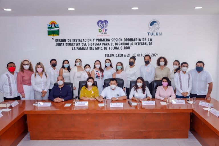 Al tomar protesta, integrantes del Sistema DIF de Tulum refrendaron su compromiso con la asistencia social