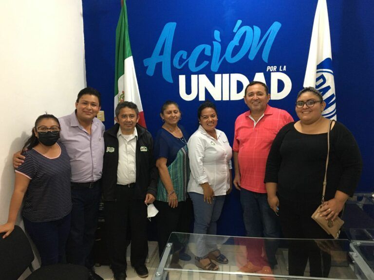 Panistas de Cozumel manifiestan su respaldo a Nivardo Mena