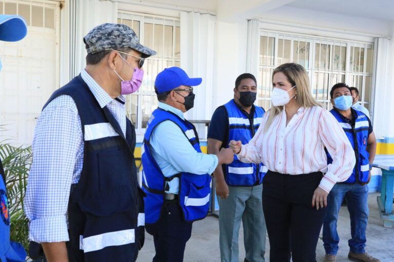 Gobierno solidarense redobla esfuerzos para rehabilitar escuelas