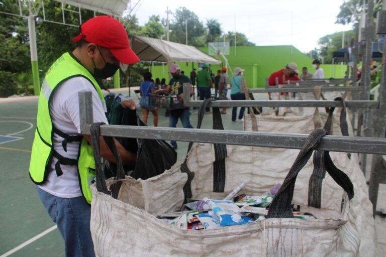 Puerto Morelos mantiene firme su compromiso de proteger al medio ambiente