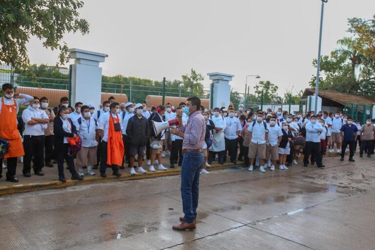 Pactan un buen acuerdo, tras manifestación de trabajadores del Hotel Princess en Playa del Carmen