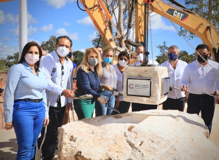 Autoridades de Solidaridad colocan primera piedra del Centro Logístico y Central de Abasto