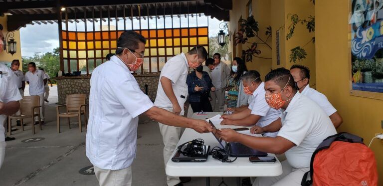 Triunfa democracia sindical en Experiencias Xcaret Xtours