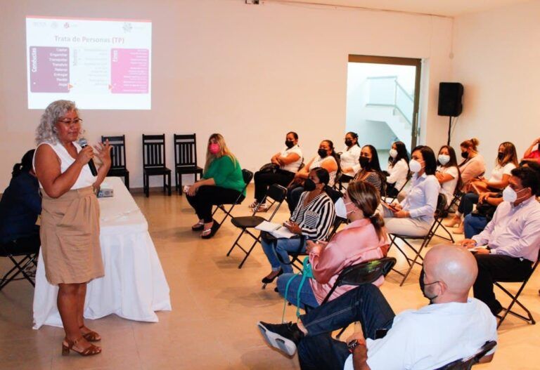 Ofrecen capacitación en Puerto Morelos para proteger a niñas, niños y adolescentes de la trata de personas en el sector turismo