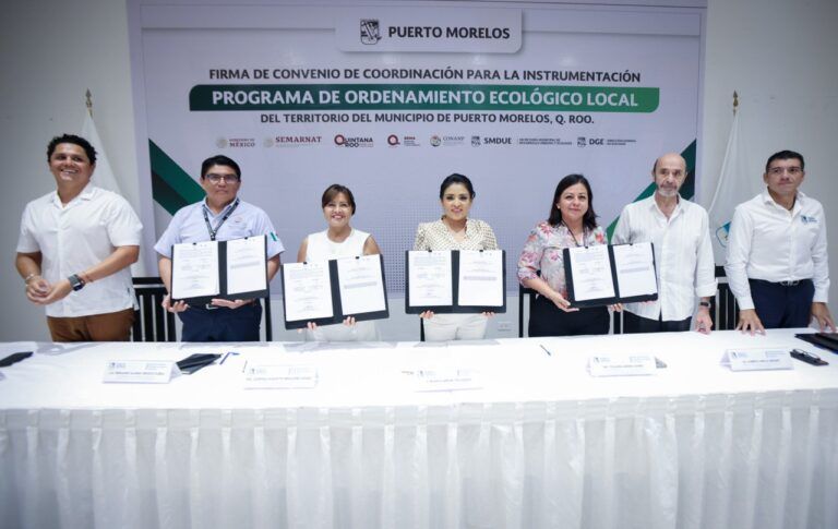 Blanca Merari firma convenio con el estado y la federación para instrumentar el POEL de Puerto Morelos