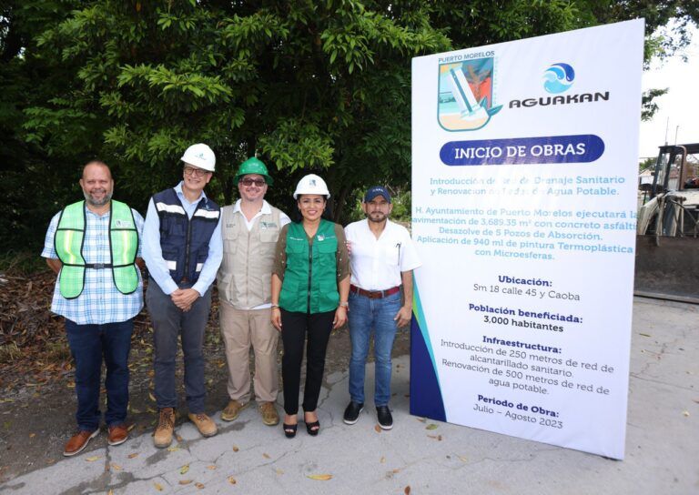 Inician en Puerto Morelos trabajos de introducción de drenaje y renovación de la red de agua potable