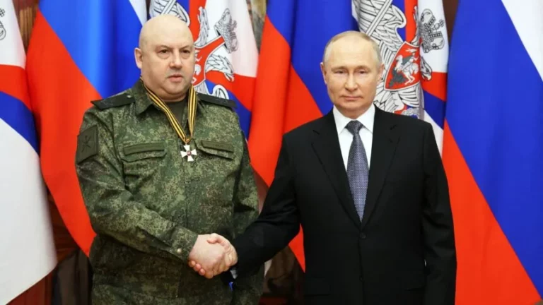 Se inició la gran purga de Putin luego de la invasión a Ucrania y el alzamiento de los Wagner