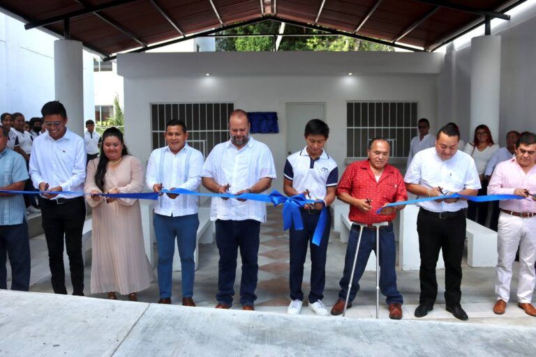 Inauguran comedor escolar en secundaria de Puerto Morelos