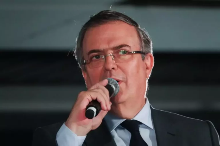 Ebrard anuncia separación del cargo; va por candidatura de Morena