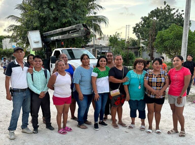 Blanca Merari atiende de manera directa a la población