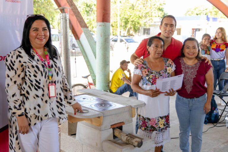 Instalan 250 estufas ecológicas en comunidades de Tulum
