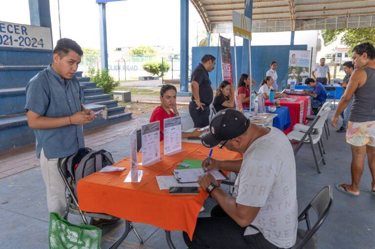 Gobierno de Solidaridad brinda más oportunidades de empleo a la gente