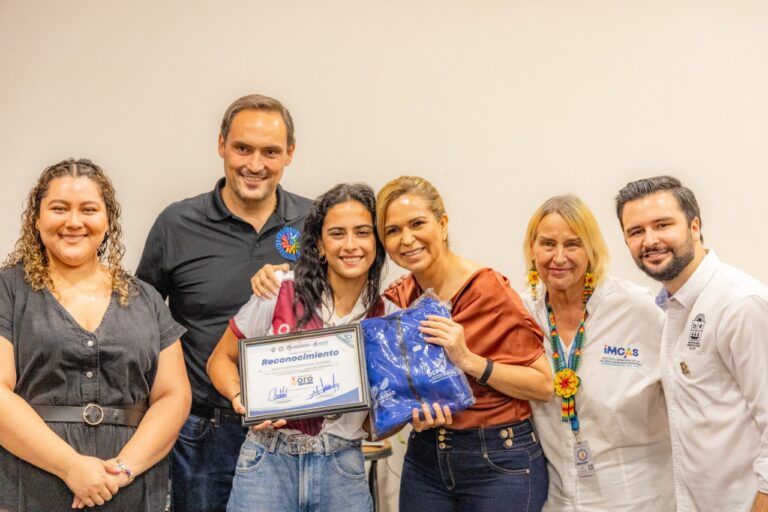 Lili Campos reconoce a los medallistas solidarenses de los Nacionales CONADE 2023