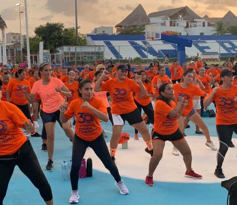 Solidarenses conmemoran Día Naranja bailando contra la violencia