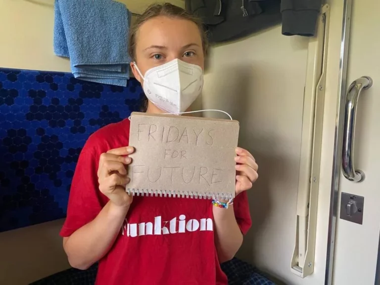 Detienen a la activista Greta Thunberg en Malmo