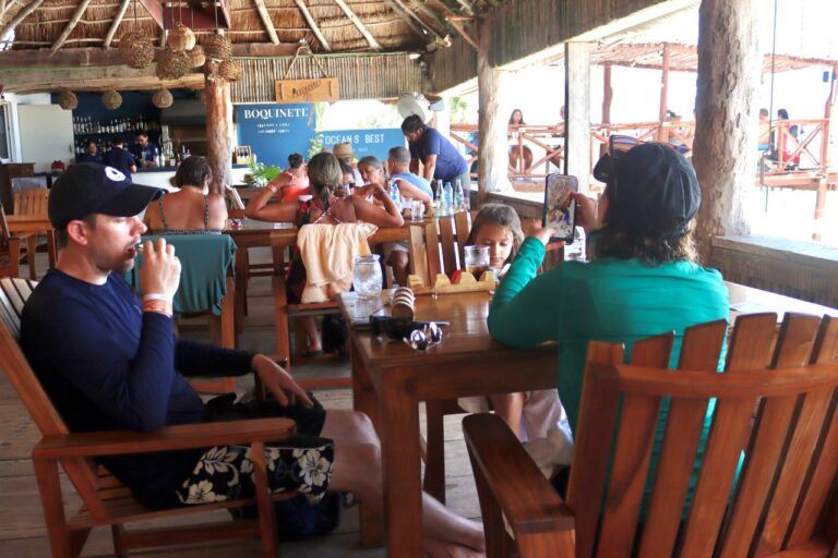 Puerto Morelos registra gran auge turístico durante la primera semana de vacaciones de verano