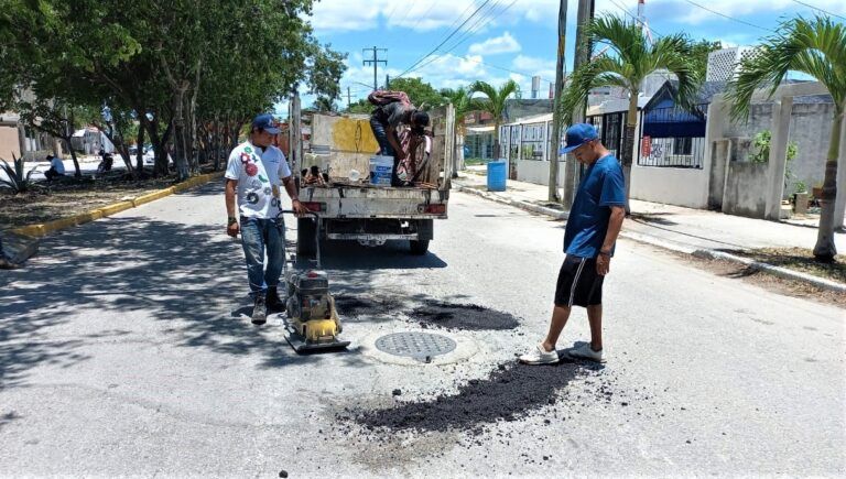 Servicios públicos de Puerto Morelos atiende quejas y llamadas para mejorar vialidades