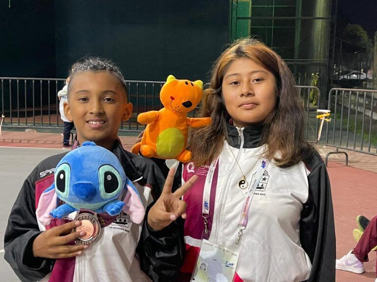 Felicitan a destacados jóvenes deportistas el gobierno de Puerto Morelos