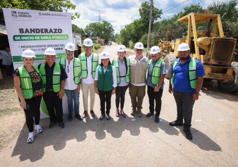 Blanca Merari continúa con la ampliación de obras de pavimentación en Leona Vicario