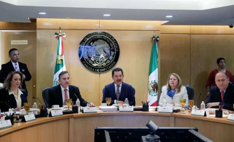 La Mañanera: Ratifica AMLO iniciativa de reforma al Poder Judicial