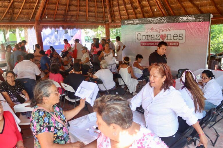 DIF Puerto Morelos brinda atención a la salud con la Jornada “Abrazando Corazones”