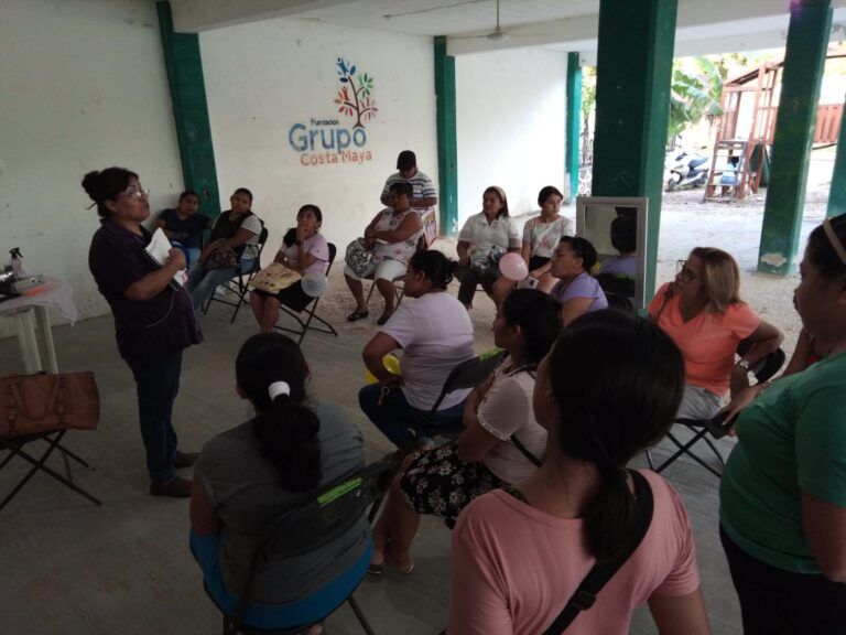 IMM brinda apoyo a mujeres de Leona Vicario