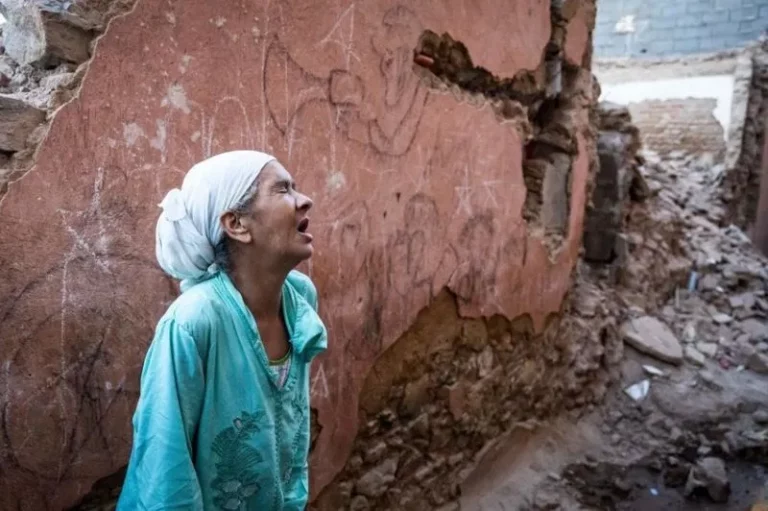 Devastador terremoto en Marruecos; más de mil muertos