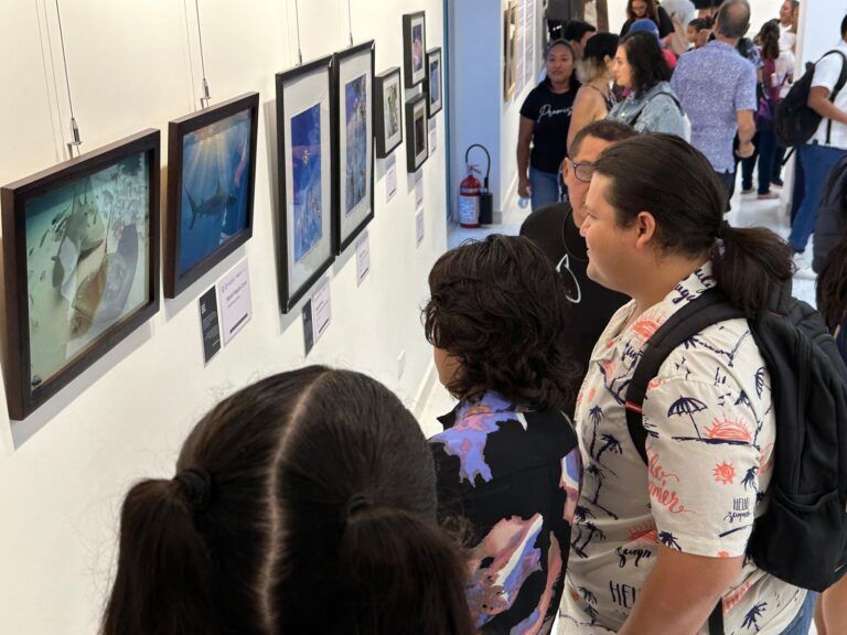 Inauguran exposición de fotoperiodismo “Crónicas Visuales”