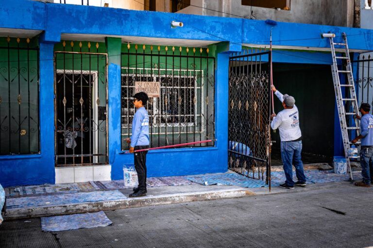 Pinta tu fachada llena de colores las casas de la Colosio