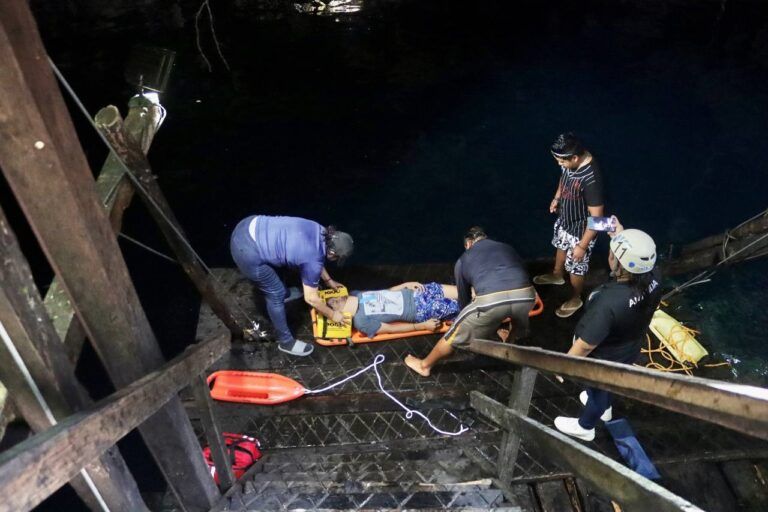 Protección Civil realiza simulacro de rescate de un menor en parque de La Ruta de los Cenotes