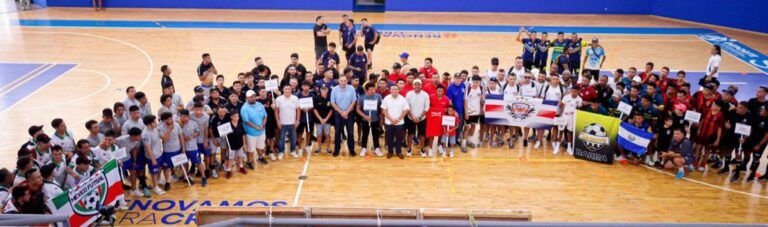 Inicia la Quinta Copa internacional de Futsal Riviera Maya 2023