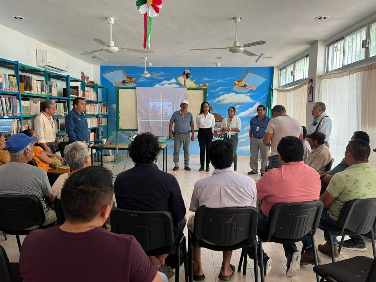 Gobierno de Puerto Morelos gestionó capacitación para ganaderos y apicultores de Leona Vicario