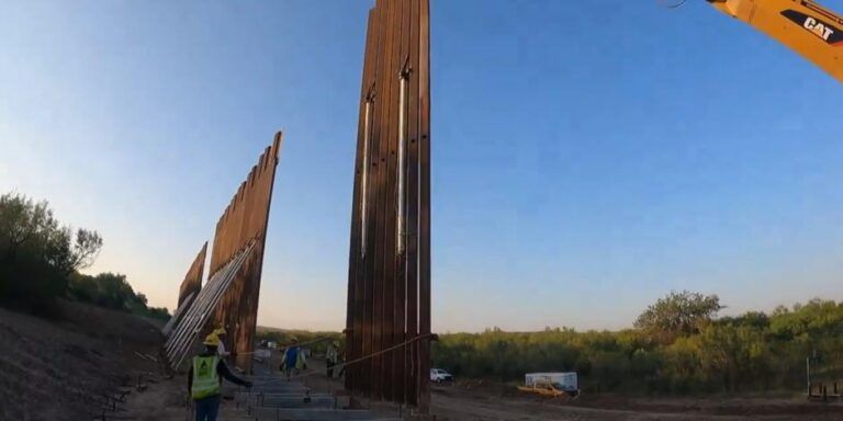 Retroceso, aval de Biden para construir muro en frontera con México: AMLO