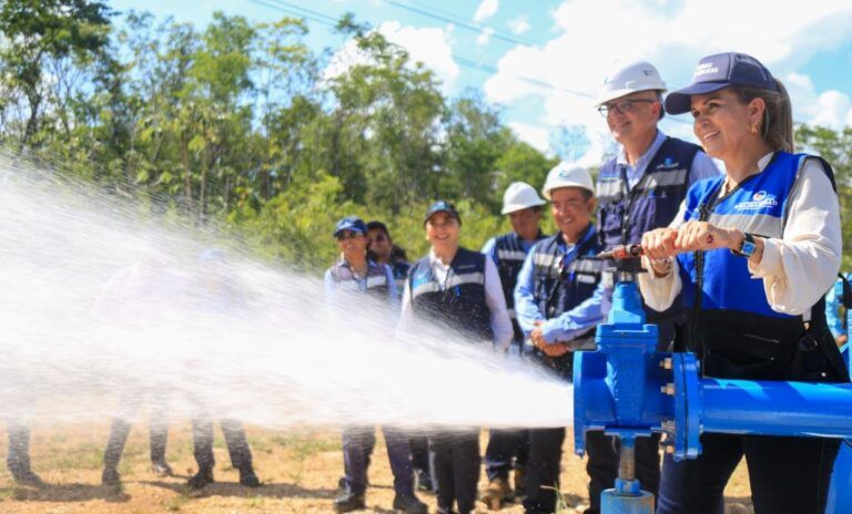 Agua potable para todos los solidarenses, ofrece Lili Campos