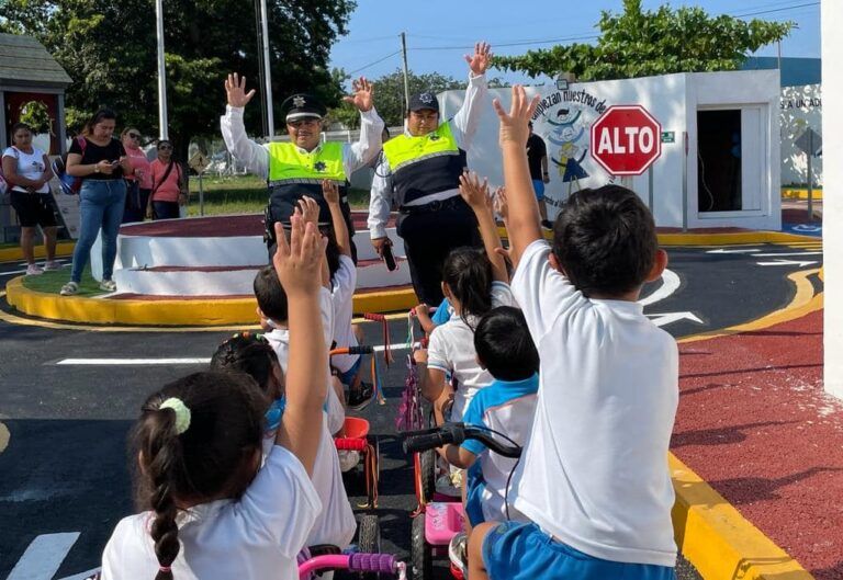 Solidaridad imparte cursos de educación vial y realiza operativos de prevención para reducir accidentes