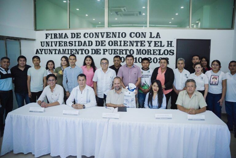 Abren nuevas opciones para que servidores públicos de Puerto Morelos cursen estudios de posgrado