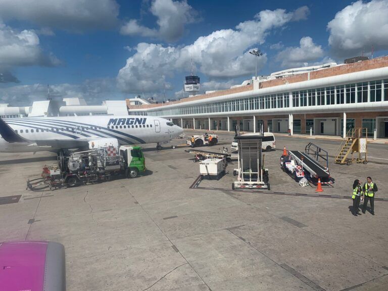 Aeropuerto de Cancún cerca de los 30 millones de pasajeros; el de Cozumel a la baja