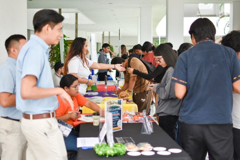 Solidaridad ofrece más de 700 vacantes a estudiantes en la Feria “Mi 1er Empleo Juvenil”