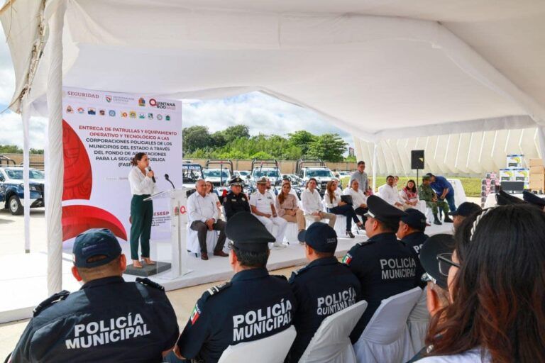 Dan de baja a policías “mordelones” en Cancún
