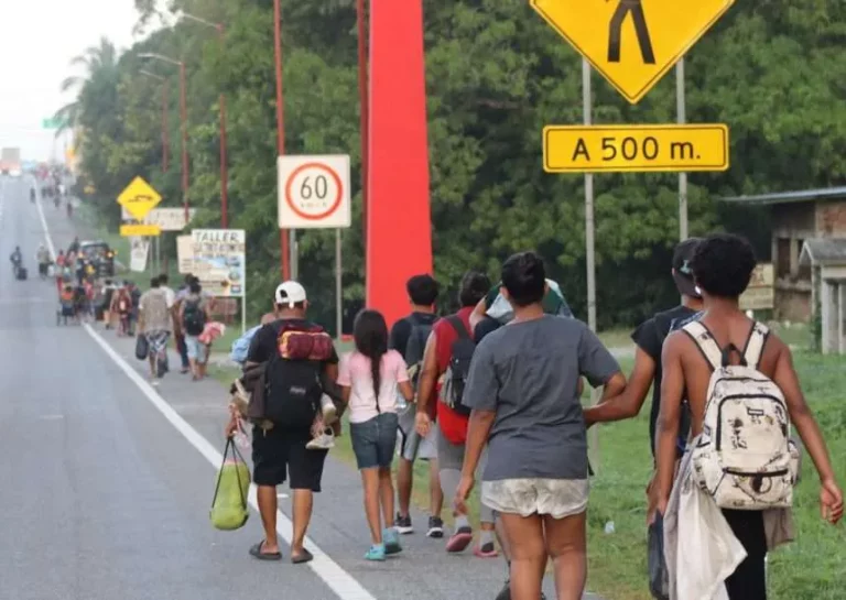 La caravana migrante se desintegra en el sur de México tras más de 10 días de recorrido