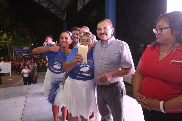 La CROC hace un reconocimiento a las camaristas con su tradicional concurso de tendido de camas