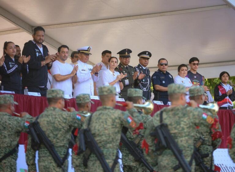 Conmemoran el 113 Aniversario de la Revolución Mexicana con Desfile Cívico Deportivo Militar en Cancún
