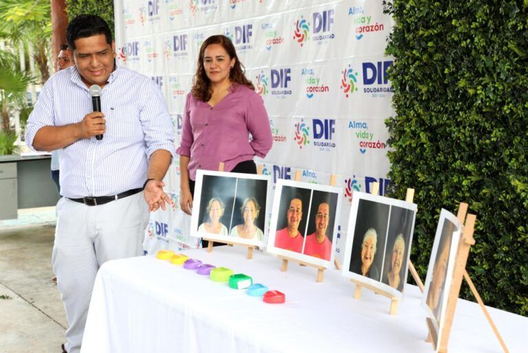 Entrega gobierno de Lili Campos prótesis dentales a pacientes de la tercera edad