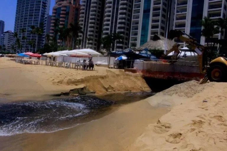 Se van hoteleros y restauranteros de Acapulco
