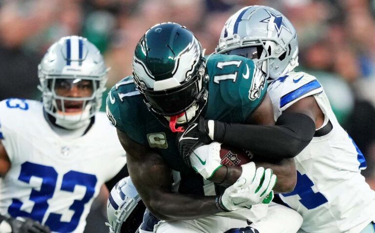 Eagles sacan ventaja sobre los Cowboys
